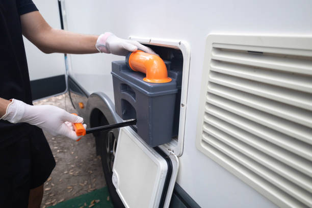 Best Portable toilet rental cost  in Lake Wazeecha, WI