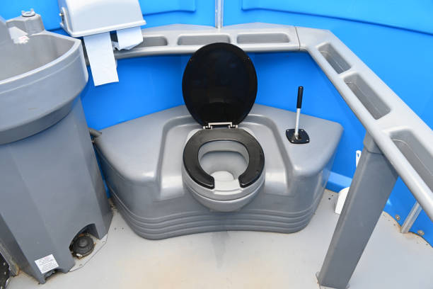 Best Handicap porta potty rental  in Lake Wazeecha, WI