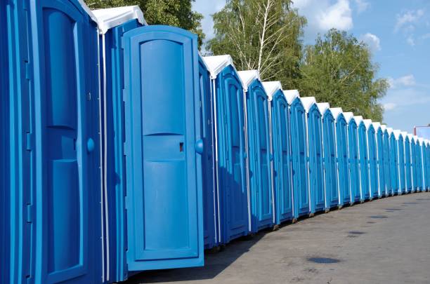 Best Portable restroom trailer rental  in Lake Wazeecha, WI